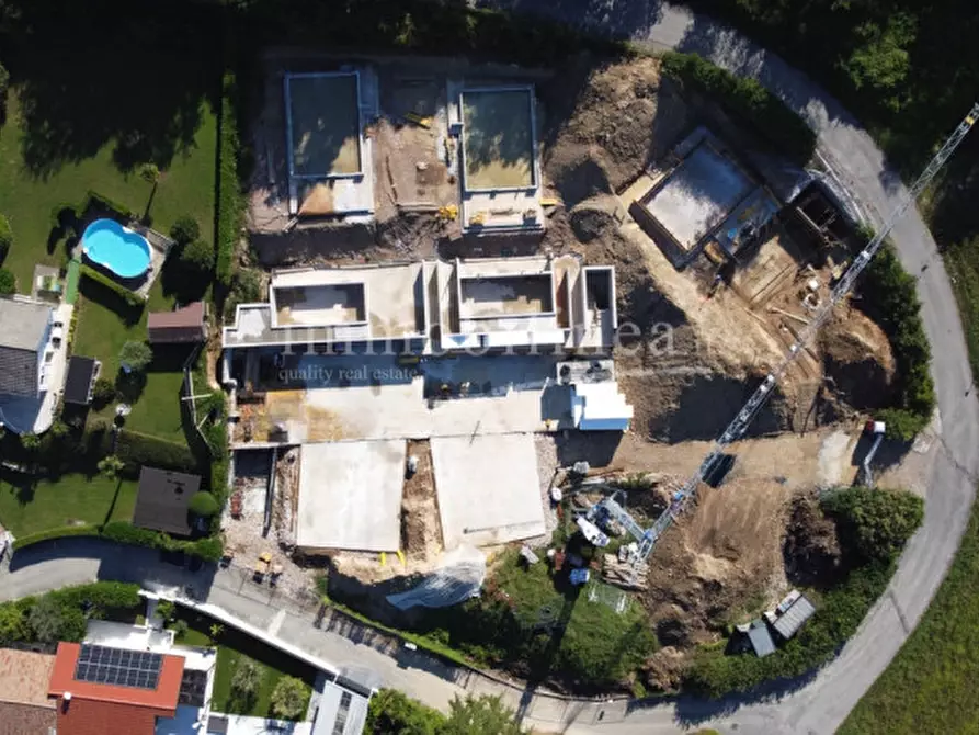 Immagine 11 di Villa in vendita  in Località La Bosca a Lazise