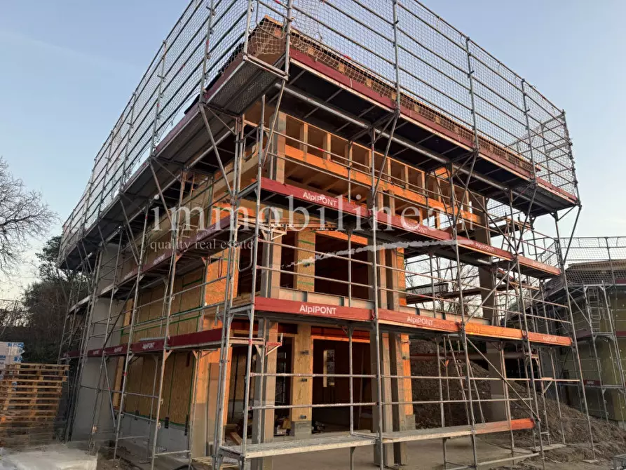 Immagine 30 di Villa in vendita  in Località La Bosca a Lazise