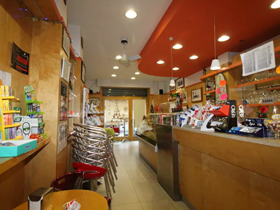 Immagine 4 di Attività commerciale in vendita  in Via Roma a San Giovanni Valdarno