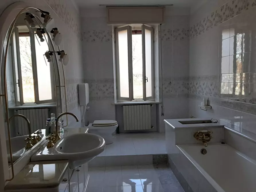 Immagine 20 di Appartamento in vendita  a Volta Mantovana