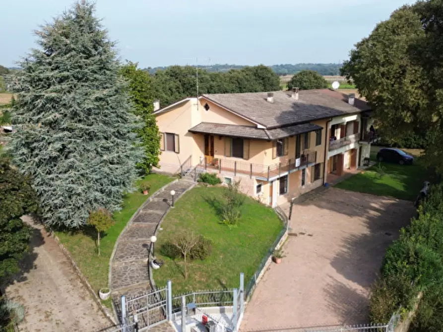 Immagine 27 di Appartamento in vendita  a Volta Mantovana