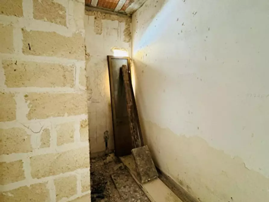 Immagine 19 di Casa indipendente in vendita  in via Umberto I a Lequile