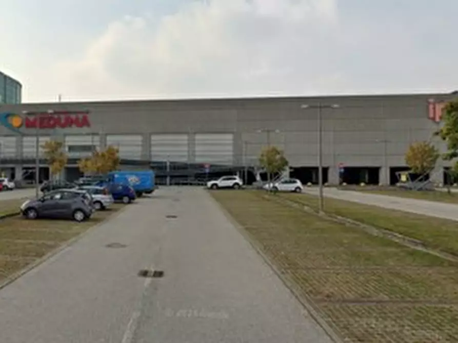 Immagine 2 di Attività commerciale in vendita  in Via Musile, 9 a Pordenone