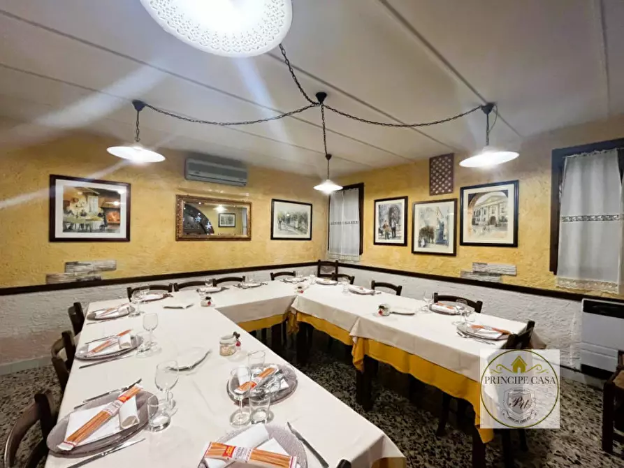 Immagine 6 di Attività commerciale in vendita  a Vescovana