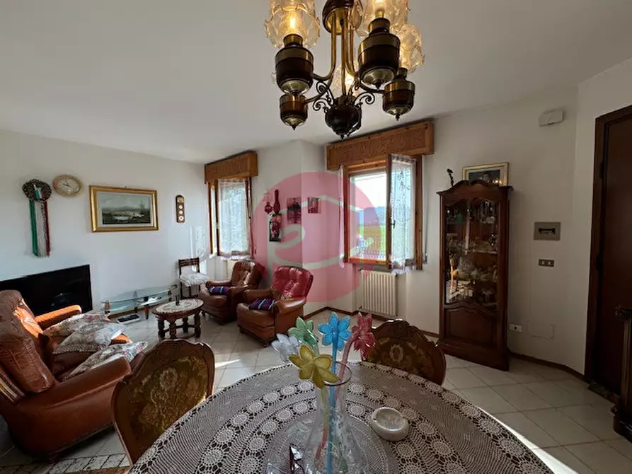 Immagine 6 di Casa bifamiliare in vendita  a Rimini