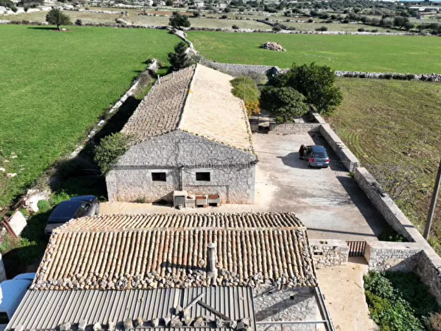 Immagine 11 di Casa indipendente in vendita  a Modica