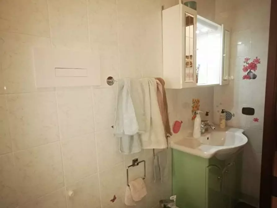 Immagine 6 di Appartamento in vendita  in via purificato a Catanzaro