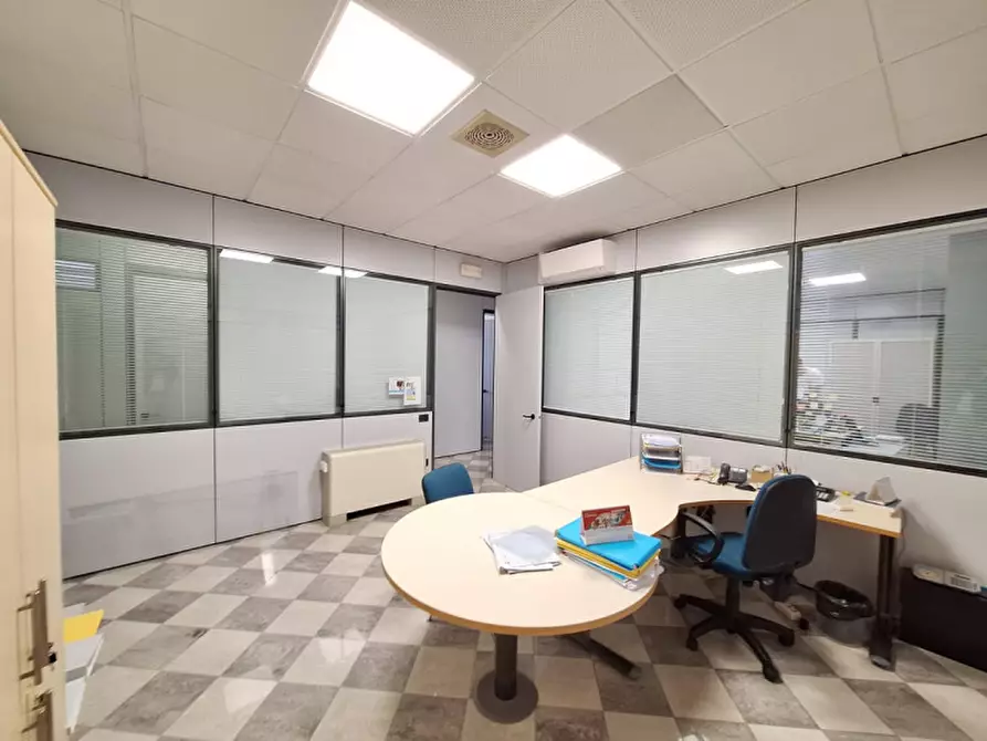 Immagine 7 di Ufficio in vendita  in Via Einaudi a Rovigo