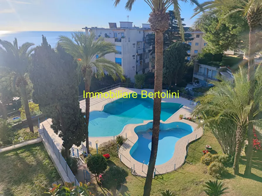 Immagine 27 di Appartamento in vendita  in VIA PADRE SEMERIA a San Remo