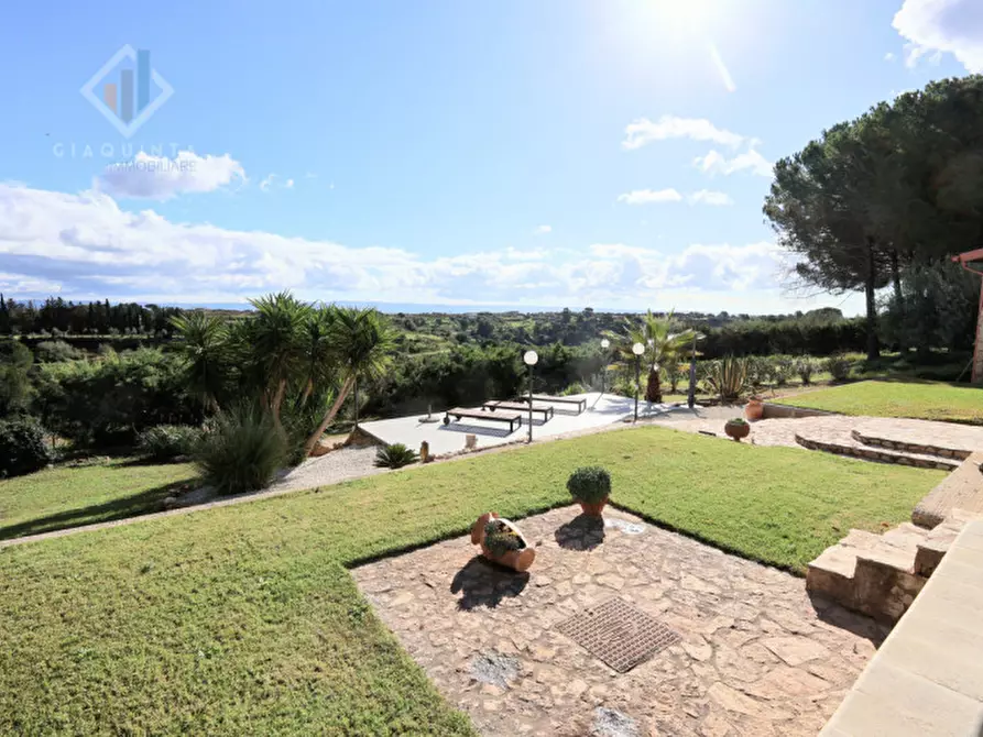 Immagine 4 di Villa in vendita  in c.da San Nicolo' le canne snc a Caltagirone