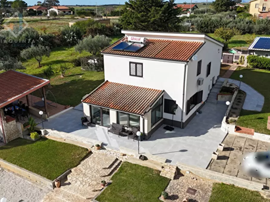 Immagine 12 di Villa in vendita  in c.da San Nicolo' le canne snc a Caltagirone