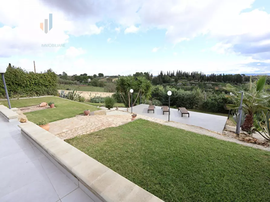 Immagine 35 di Villa in vendita  in c.da San Nicolo' le canne snc a Caltagirone