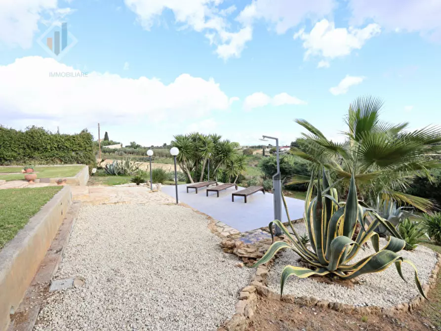 Immagine 36 di Villa in vendita  in c.da San Nicolo' le canne snc a Caltagirone