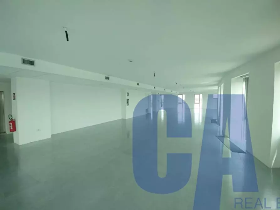 Immagine 13 di Ufficio in affitto  in VIALE FAMAGOSTA a Milano