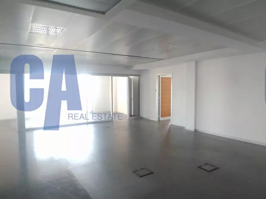 Immagine 7 di Ufficio in affitto  in VIA VALTELLINA a Milano