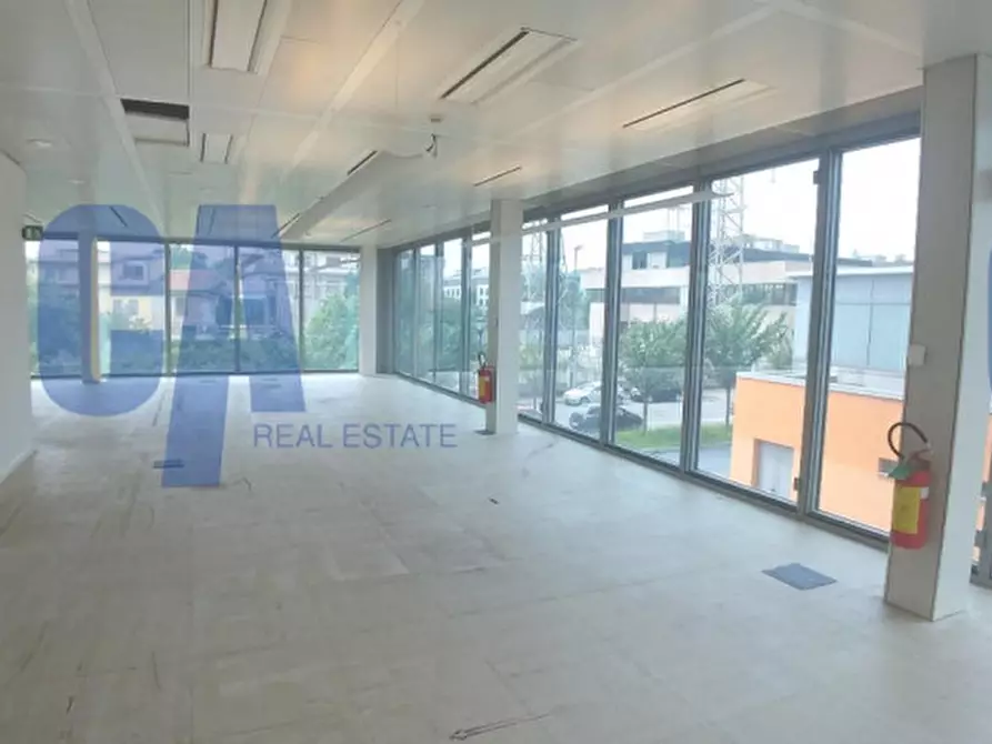 Immagine 9 di Ufficio in affitto  in PIAZZA EDISON TOMMASO a Sesto San Giovanni