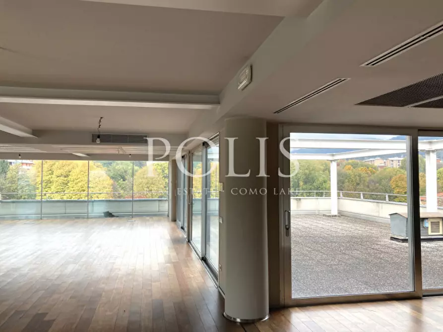 Immagine 7 di Ufficio in affitto  a Como