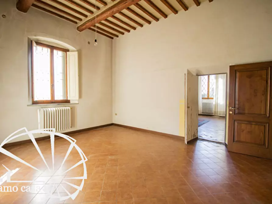 Immagine 4 di Casa indipendente in vendita  a Prato