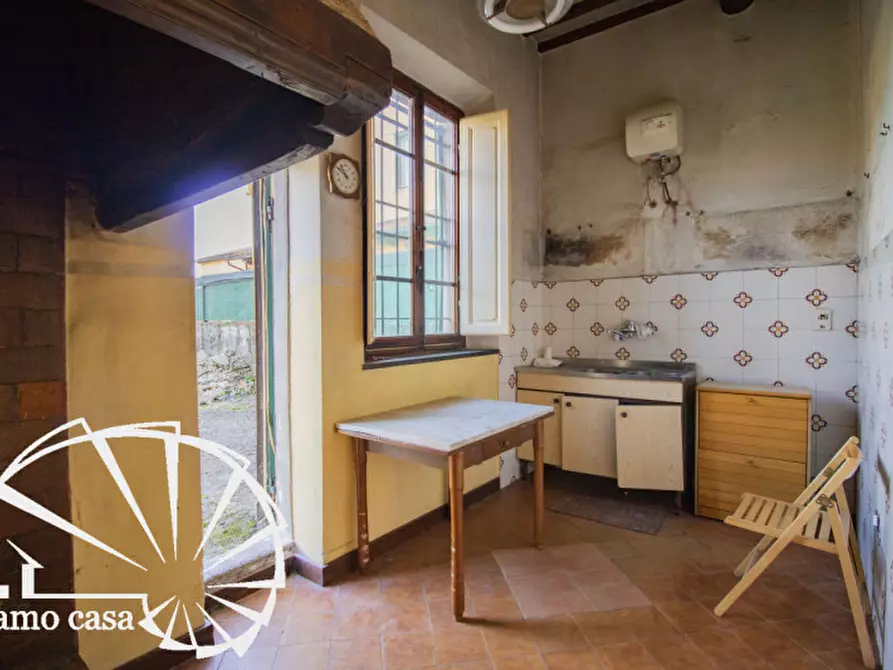 Immagine 7 di Casa indipendente in vendita  a Prato