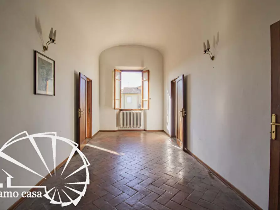 Immagine 9 di Casa indipendente in vendita  a Prato