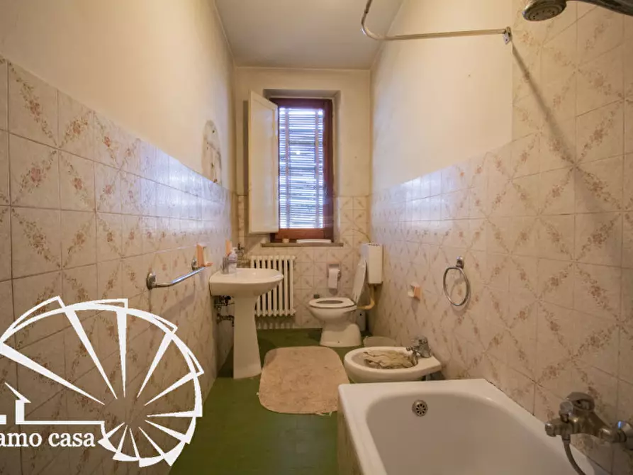 Immagine 21 di Casa indipendente in vendita  a Prato