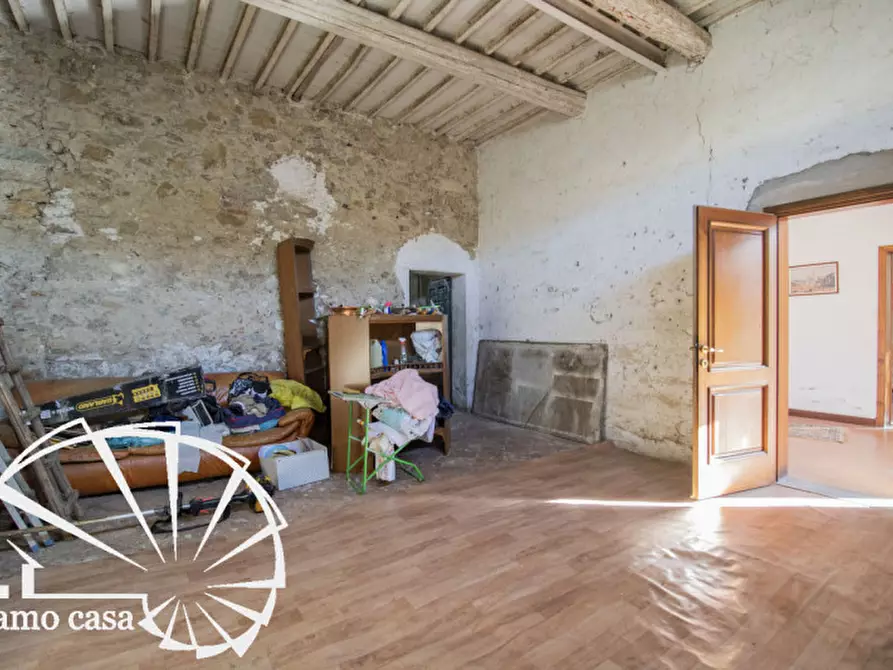 Immagine 22 di Casa indipendente in vendita  a Prato