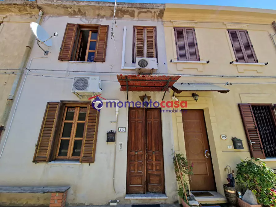 Immagine 13 di Casa indipendente in vendita  in Strada Statale 106 Jonica a Reggio Di Calabria