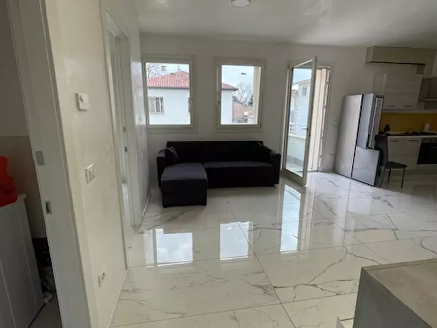 Immagine 2 di Appartamento in vendita  a Padova