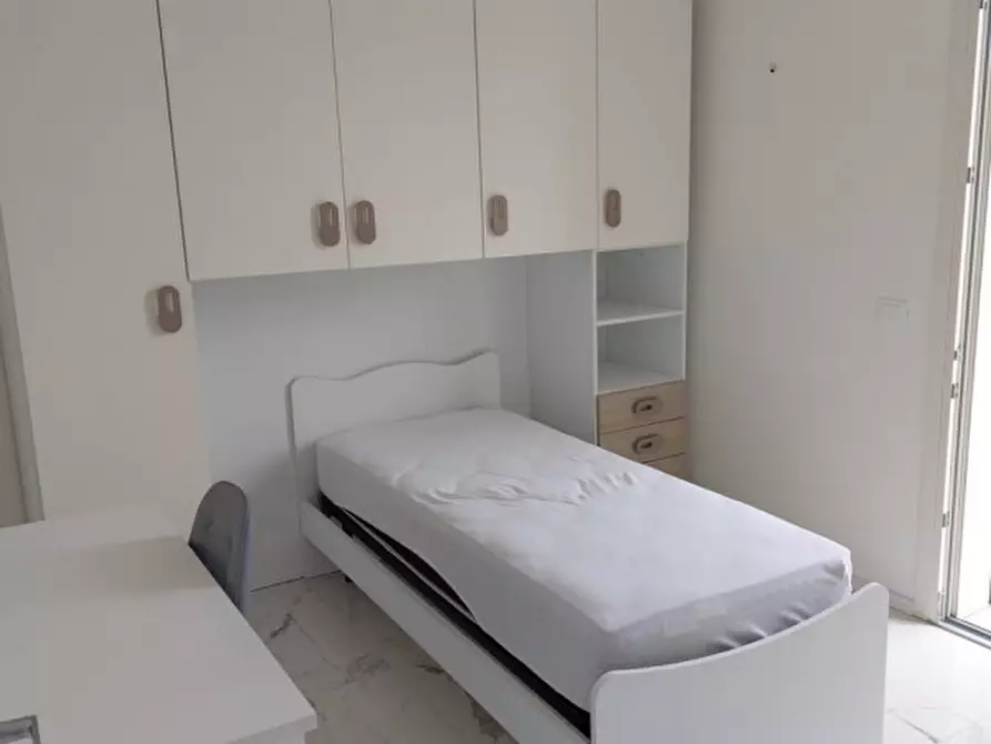 Immagine 11 di Appartamento in vendita  a Padova