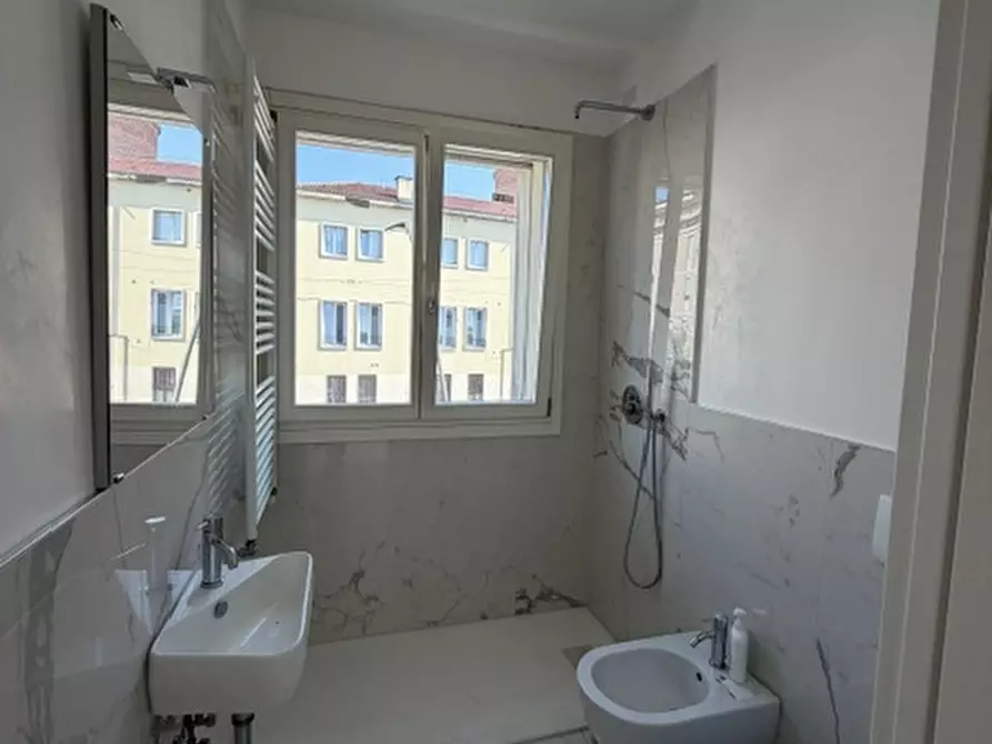 Immagine 27 di Appartamento in vendita  a Padova