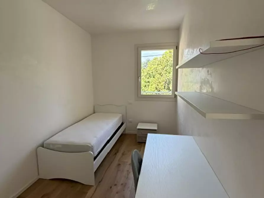 Immagine 29 di Appartamento in vendita  a Padova