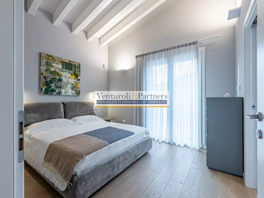 Immagine 14 di Casa bifamiliare in vendita  in Via dei Pozzoli a Lonato del Garda