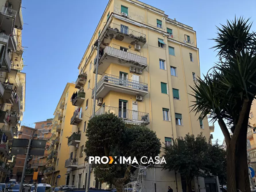 Immagine 27 di Appartamento in vendita  in piazzetta tafuri felice a Salerno