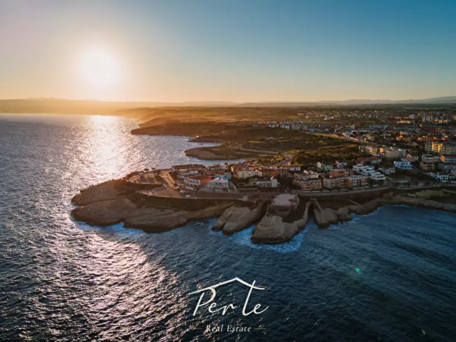 Immagine 9 di Villa in vendita  in via della torre 86 a Sassari