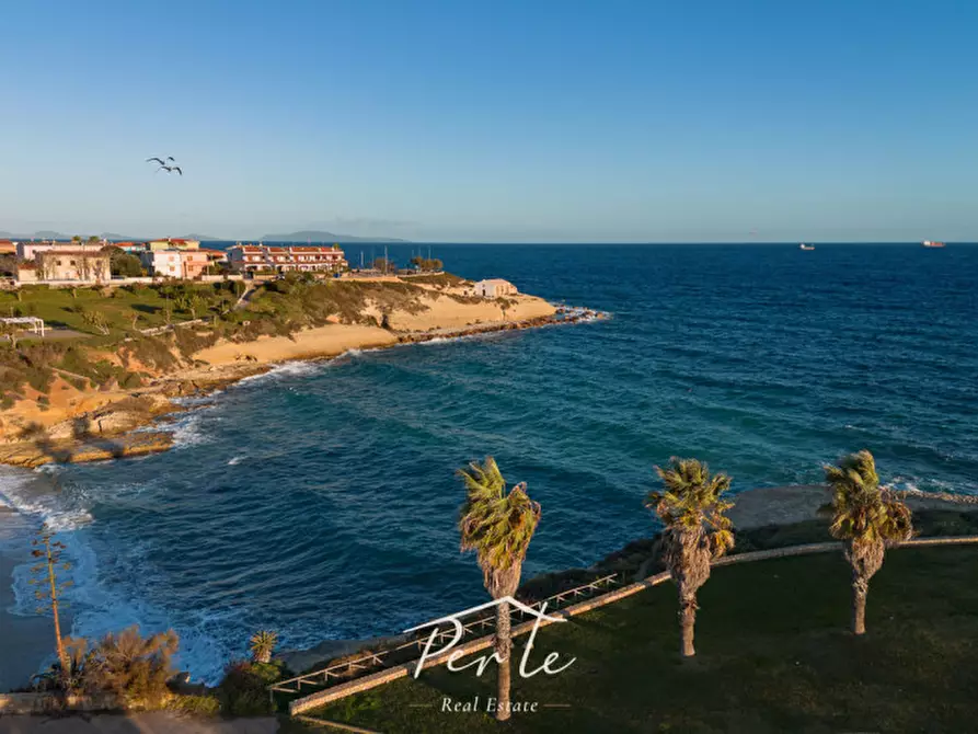 Immagine 10 di Villa in vendita  in via della torre 86 a Sassari