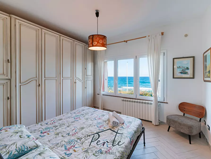 Immagine 33 di Villa in vendita  in via della torre 86 a Sassari