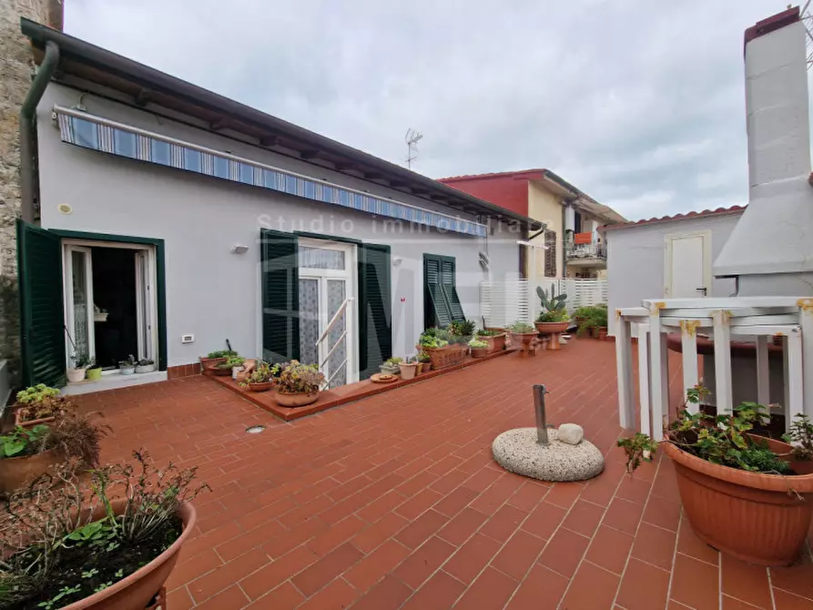 Immagine 2 di Casa indipendente in vendita  in Via della repubblica pisana a Pisa