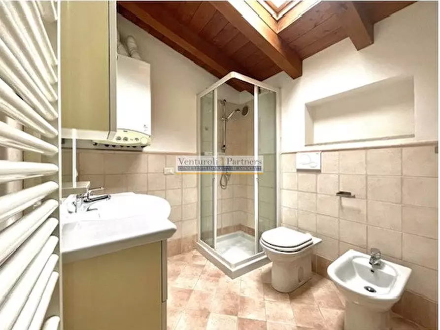 Immagine 6 di Appartamento in vendita  in via alighieri a Manerba Del Garda