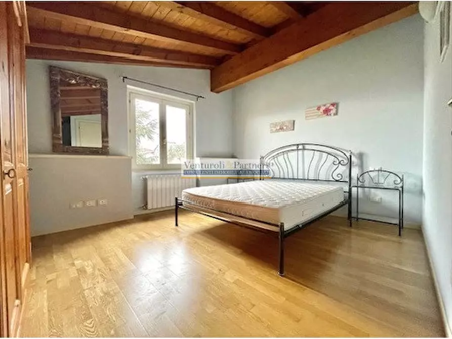 Immagine 7 di Appartamento in vendita  in via alighieri a Manerba Del Garda