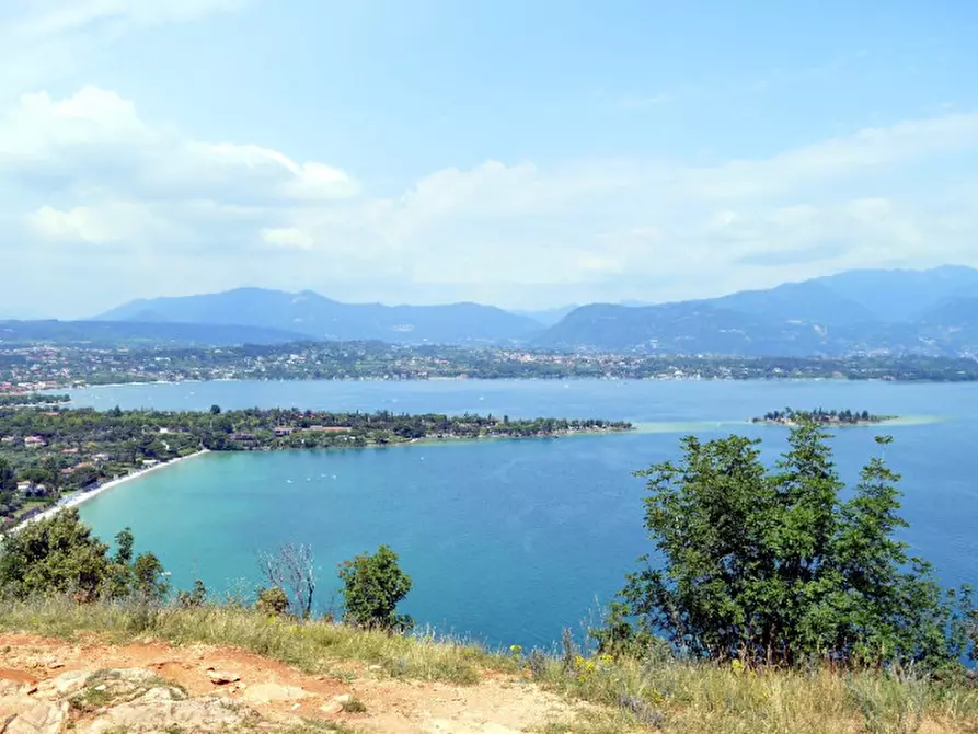 Immagine 13 di Appartamento in vendita  in via alighieri a Manerba Del Garda