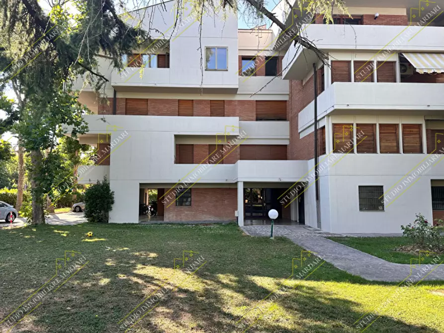 Immagine 1 di Camera in affitto  in Via Marzabotto a Modena
