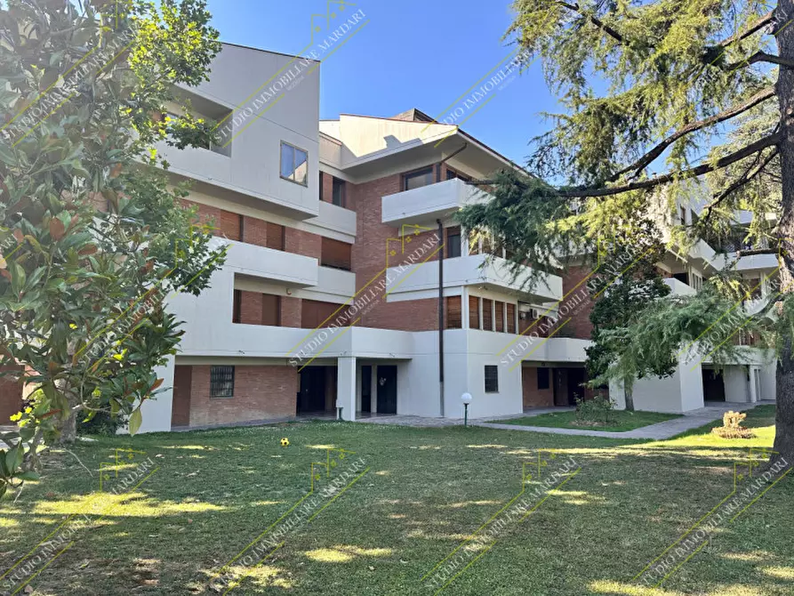 mansarda in affitto a Modena in zona Centro Storico