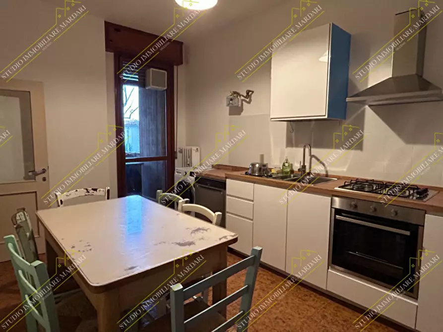 Immagine 6 di Camera in affitto  in Via Marzabotto a Modena