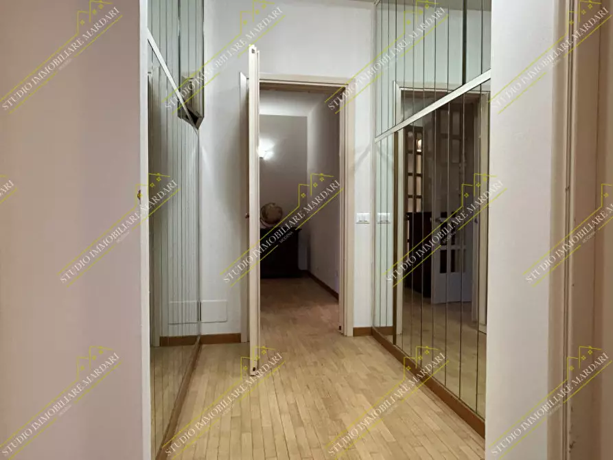 Immagine 10 di Camera in affitto  in Via Marzabotto a Modena