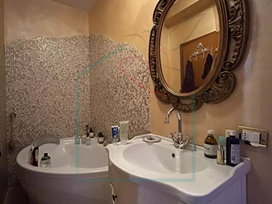 Immagine 19 di Appartamento in vendita  in Falcinello a Sarzana