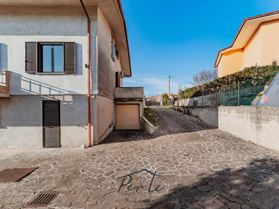 Immagine 9 di Villa in vendita  in via siena 21 a Curtatone