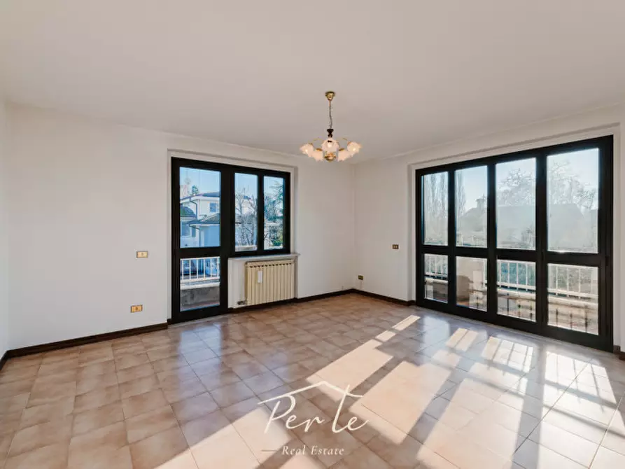 Immagine 12 di Villa in vendita  in via siena 21 a Curtatone