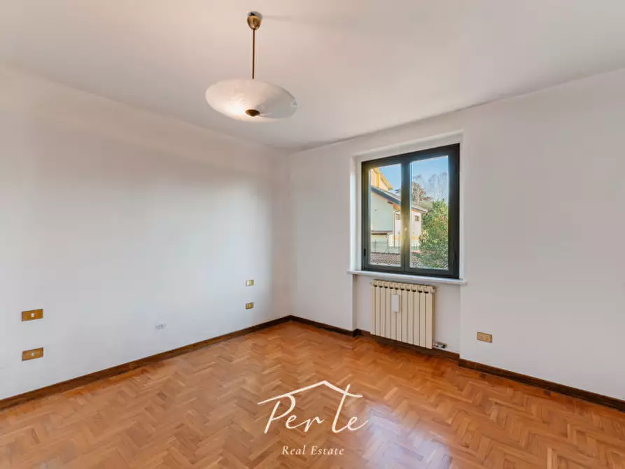 Immagine 22 di Villa in vendita  in via siena 21 a Curtatone