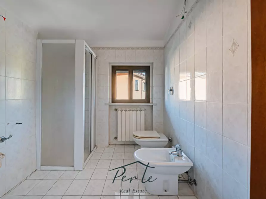 Immagine 29 di Villa in vendita  in via siena 21 a Curtatone