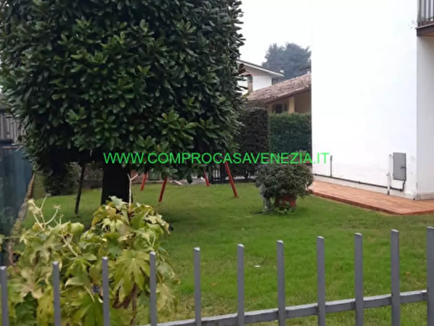 Immagine 20 di Casa indipendente in vendita  in dosson centro a Casier